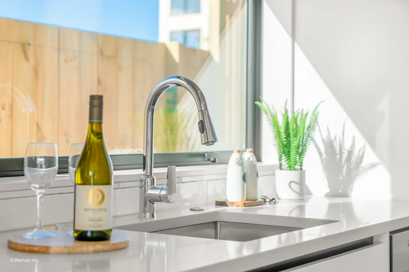 Urgent Sell! Westgate Duplex Move In Now, 3 beds 2.5 baths home with car park, The Vendor is very motivated, 168 Kerepi Street Westgate, Auckland
