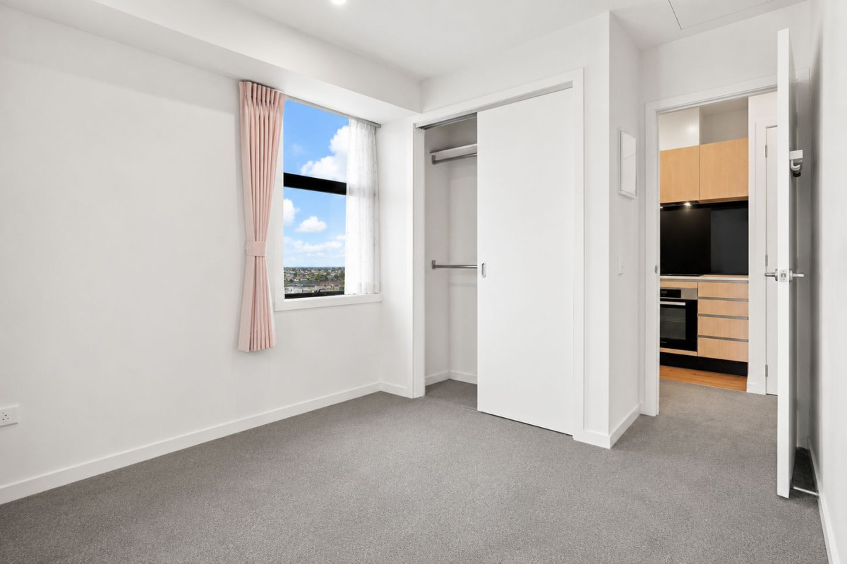 Double grammar school zone ( Mt Albert Grammar and Epsom Girls Grammar), 57m2 Freehold 2 beds 1 bath apartment, 512/428 Dominion Road, Mount Eden, Auckland