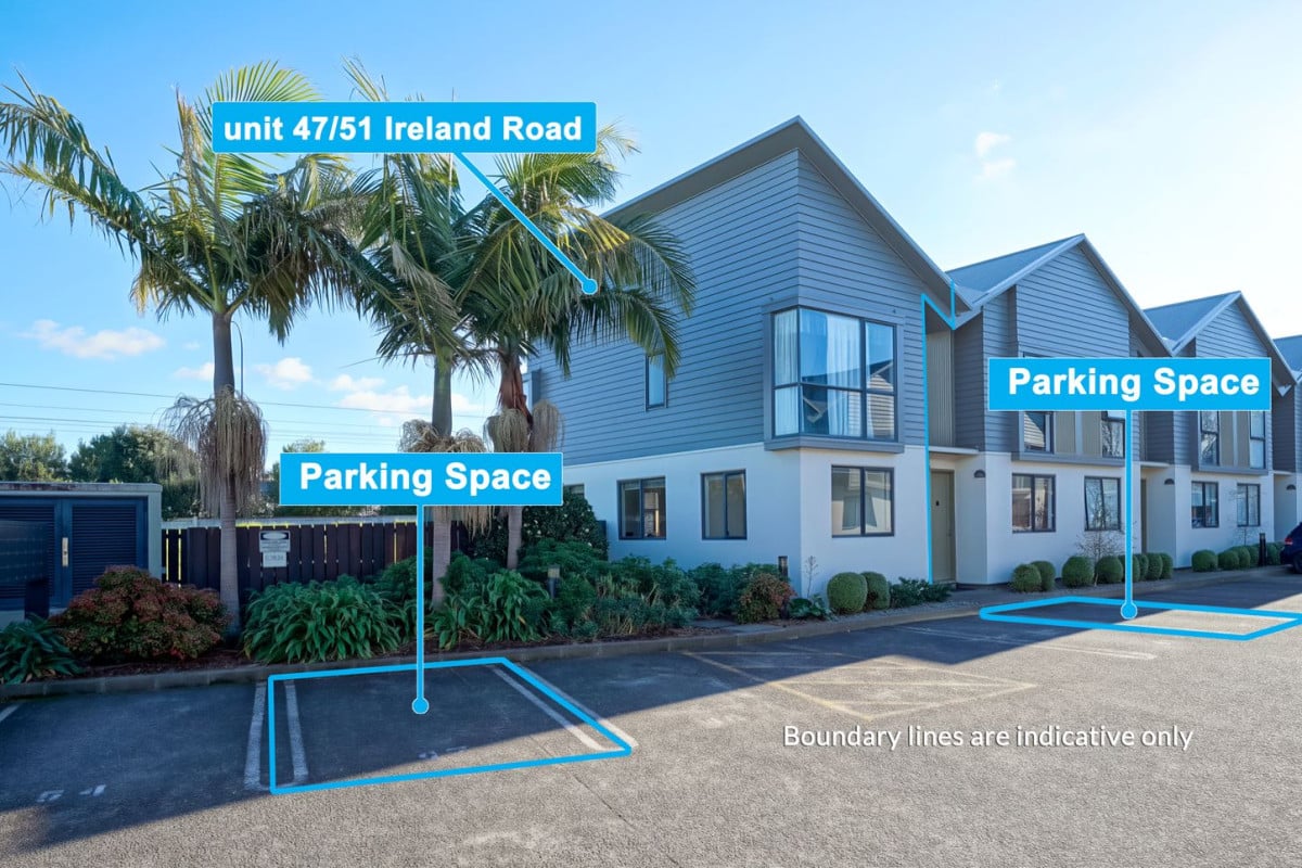 71sqm (Council) 2-storey, 2-bedroom + study, townhouse with 2-carparks in Mt Wellington, Currently tenanted (periodically) for $560/week, 47/51 Ireland Road, Mount Wellington, Auckland