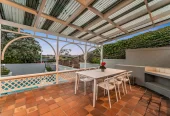 981m2 section, 404m2 character 5 beds 3 baths grand residence with triple garage, swimming pool, Beautifully landscaped gardens, 9 Worcester Road Meadowbank, Auckland