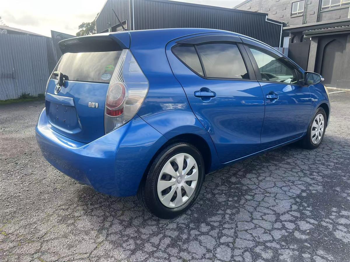 2012 Toyota Aqua G Hatchback Automatic, 5 seats, Hybrid, 1,496 cc, 128,356 km