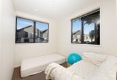 71sqm (Council) 2-storey, 2-bedroom + study, townhouse with 2-carparks in Mt Wellington, Currently tenanted (periodically) for $560/week, 47/51 Ireland Road, Mount Wellington, Auckland