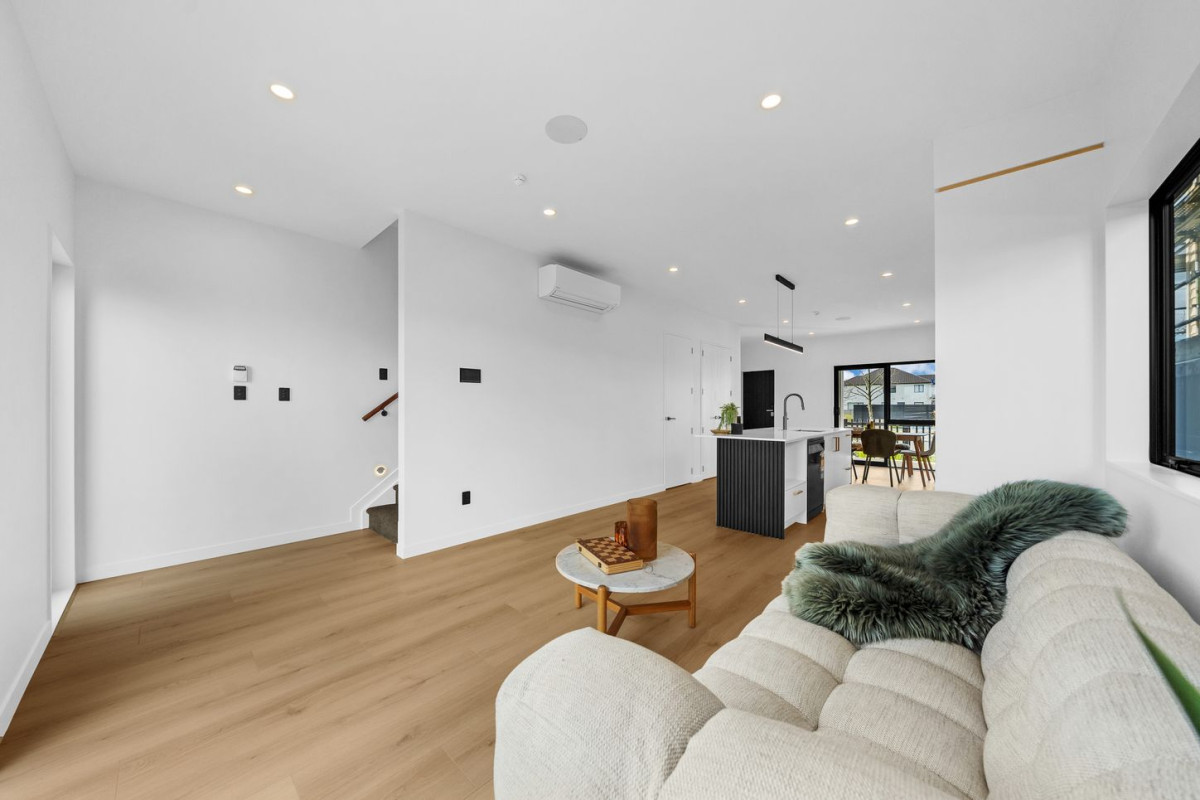 170m2 Brandnew 5 beds (2 ensuites) 3.5 baths home with 2 car parks, 174-180 Bremner Road, Karaka, Auckland