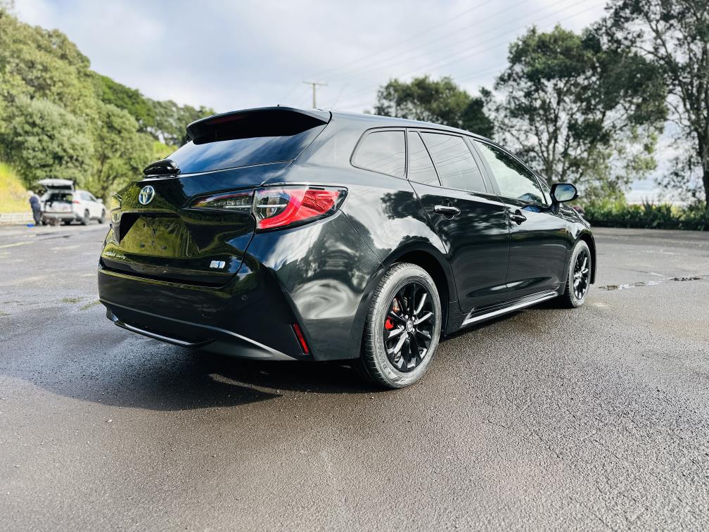2021 Toyota Corolla HYBRID !! TOP SPEC !! Station Wagon Tiptronic, 5 seats, Black, New Import, Hybrid, 1,800 cc, 27,012 km