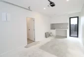For rent, No Pet, No smoker, 5 beds 3 baths house with garage, including a self-contained 1-bedroom unit with its own living area, separate entry, and subletting allowed, Available from the 7th July, 13 Ngakau Road, Drury, Auckland