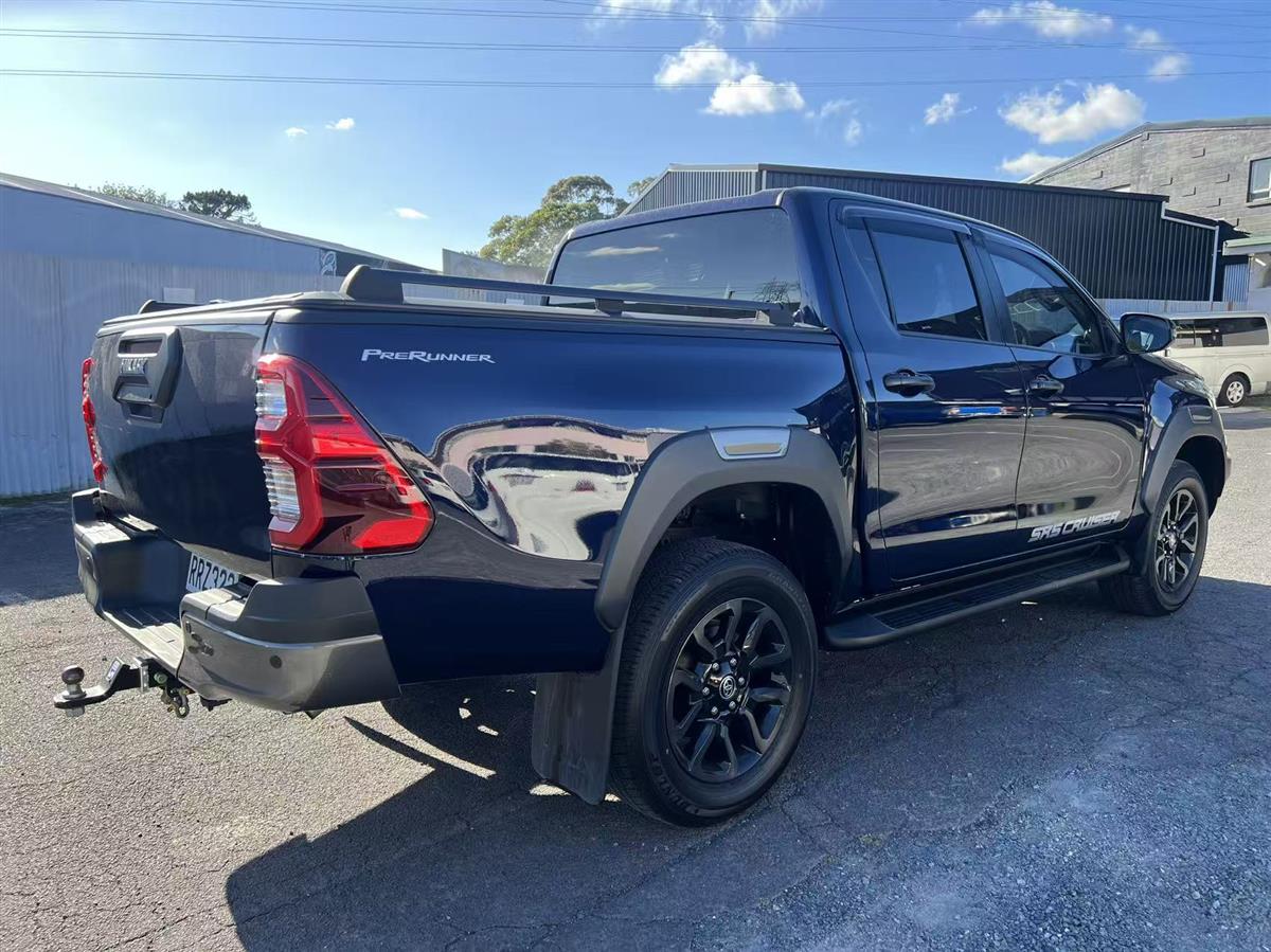 2024 Toyota Hilux SR5 CRUISER TD DC 2. Ute Automatic, 5 seats, Blue, Diesel, 2,755 cc, 36,944 km