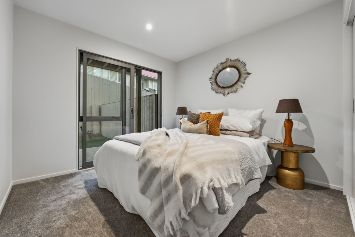 Corner Unit | Sky Tower Views | Westlake school Zone, 156m2 Brandnew 3 beds + study 3.5 baths home with garage, 72F Sycamore Drive, Sunnynook, Auckland