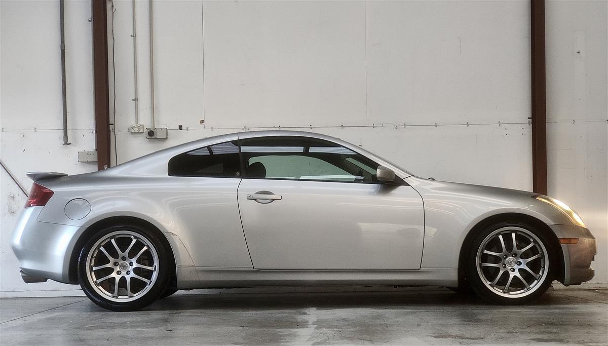 2005 Nissan Skyline 350GT PREMIUM COUPE V6 RWD/JDM Coupe Automatic, 4 seats, Silver, Petrol, 3,500 cc, 75,200 km