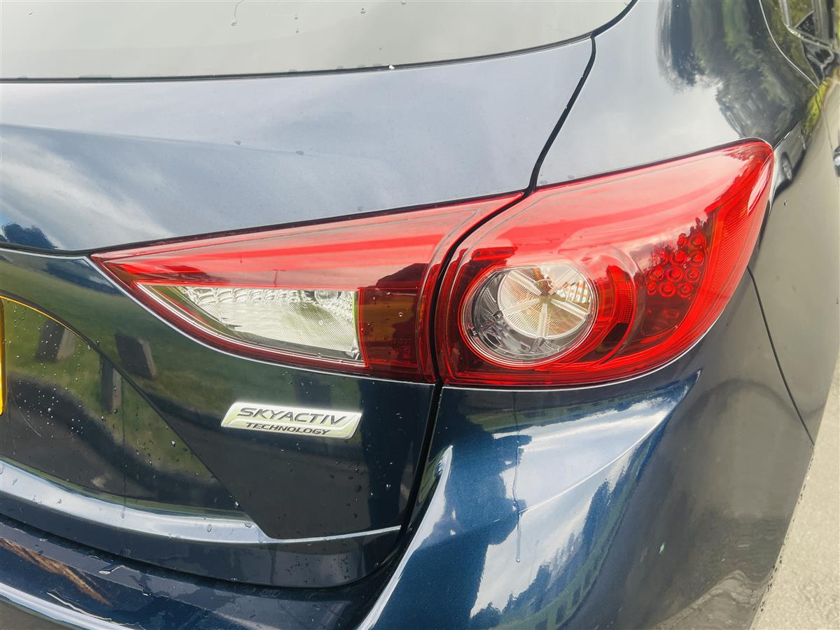 2016 Mazda Axela 2.0 SPORT HUD RADAR CRUISE CONTROL Hatchback Automatic, 5 seats, Petrol, 2,000 cc, 42,325 km