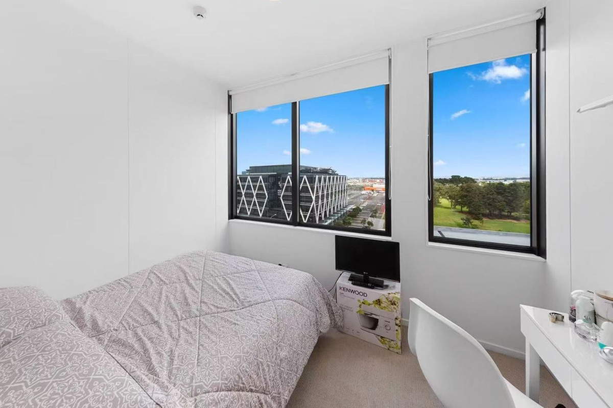 53m2 2 bedrooms, 1 bathroom freehold apartment, Opposite Manukau Train Station, 2-minutes walk to Westfield Manukau, Elevated scenic view, move-in ready, 707/17 Putney Way, Manukau, Auckland