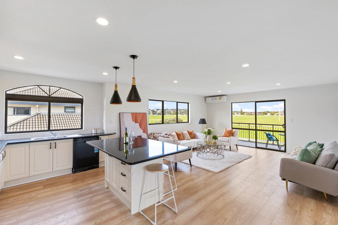 450m2 section, positioned right beside the legendary racecourse, 227m2 5 beds 3.5 baths (3 ensuites with one that doubles as both an ensuite and semi ensuite – see floorplan) with double garage, 58 Nacton Lane Avondale, Auckland