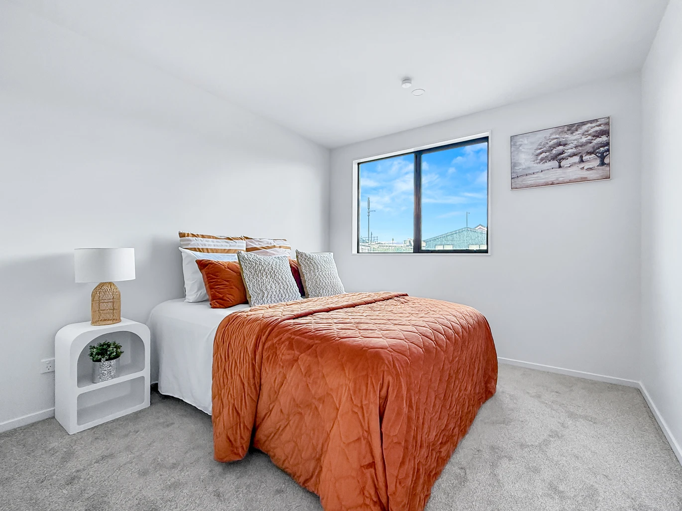 Brandnew, 139.7m2; Floor, 3 beds, 2.5 bathrooms, a dedicated study room, an internal garage, & additional off-street parking. 7 Longview Oak Lane Papakura, Auckland