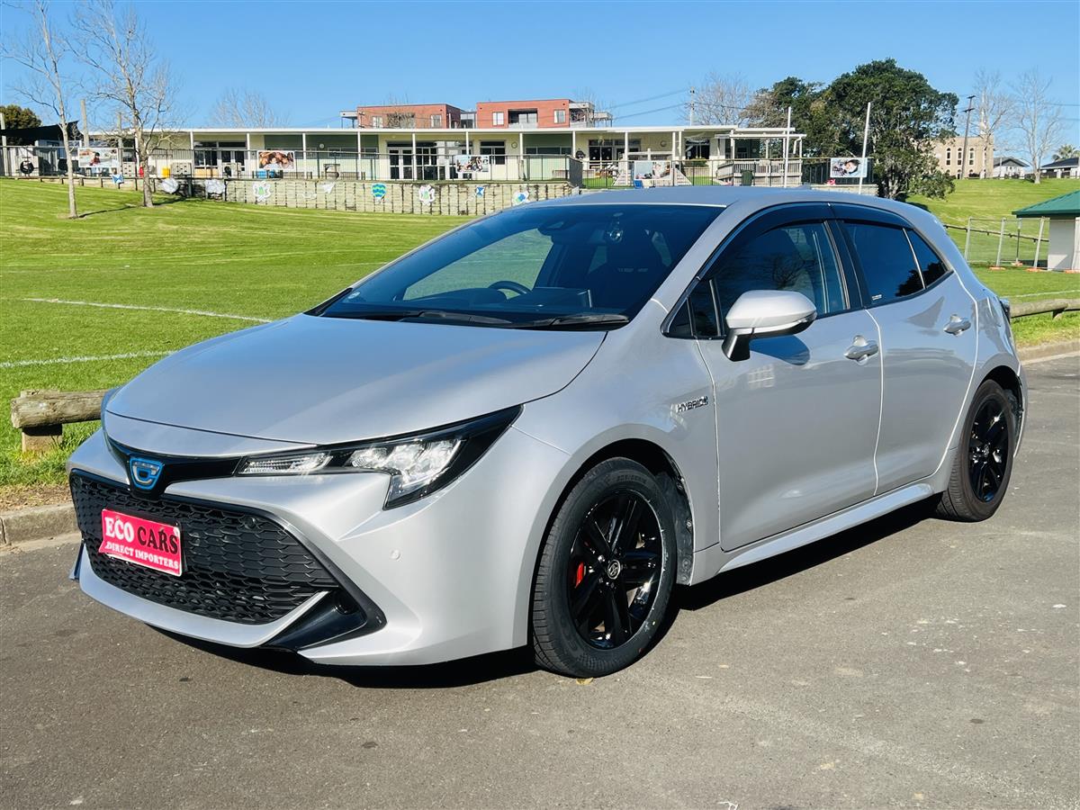 2018 Toyota Corolla HYBRID SPORT CRUISE CONTROL Hatchback Automatic, 5 seats, Silver, Hybrid, 1,800 cc, 33,961 km