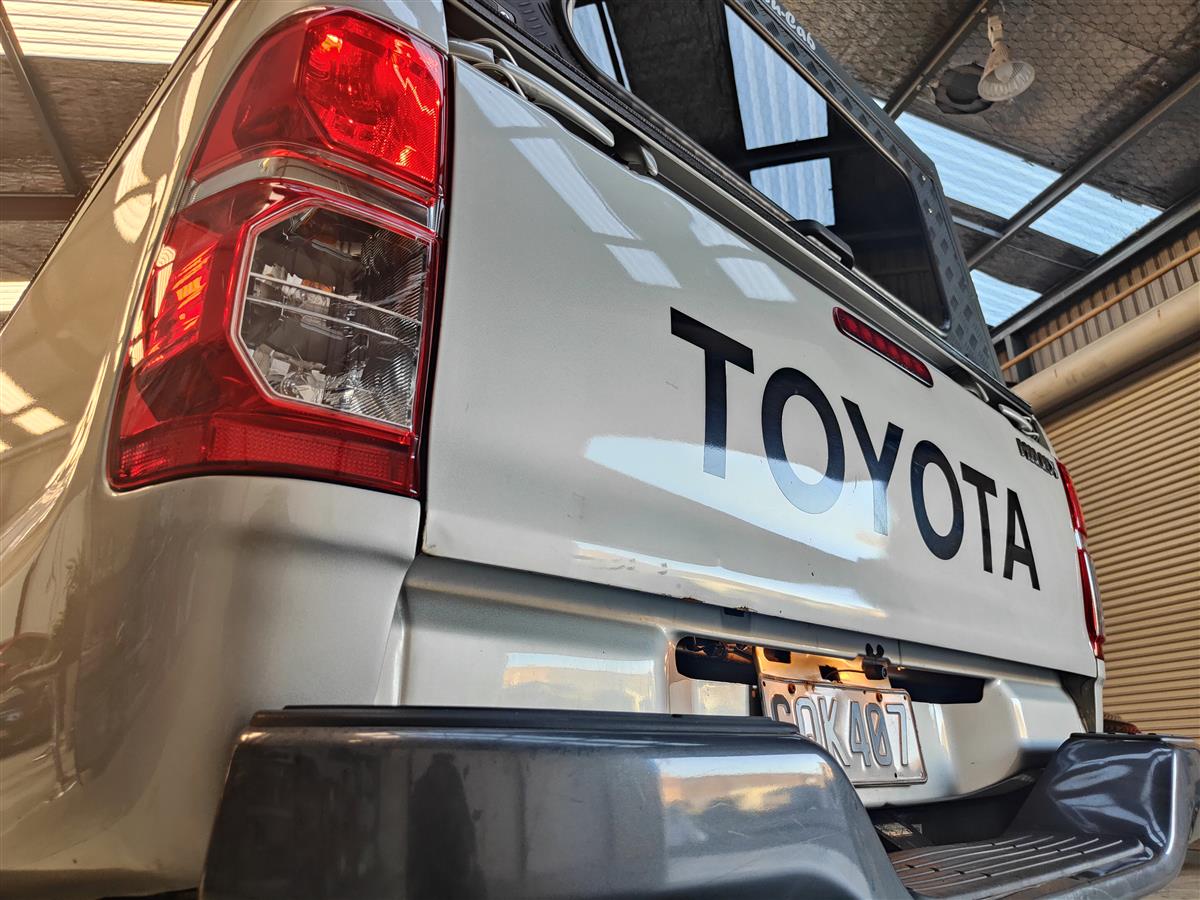 2012 Toyota Hilux 4WD 3.0TD DC/NZ NEW/LOTS OF EXTRAS Ute Automatic, 5 seats, Silver, Diesel, 116,613 km