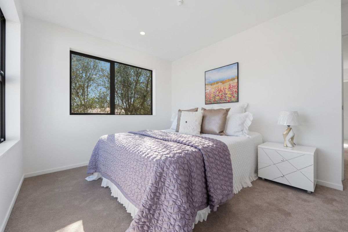 Brandnew 3 beds 2.5 baths home with car park, Lot 1/3 Gill Avenue, Te Atatu Peninsula, Auckland