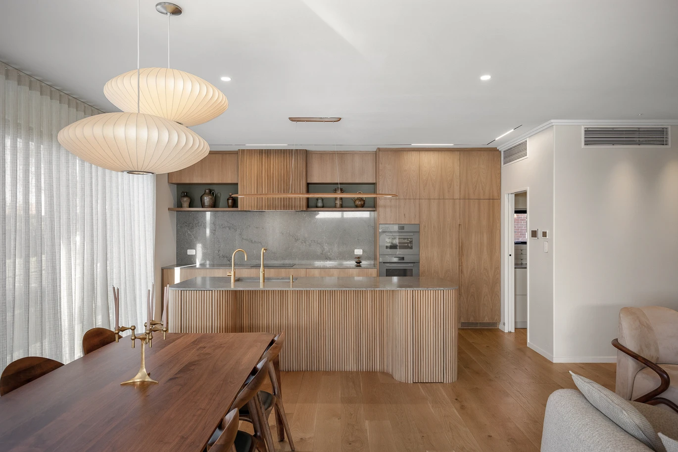 Pinnacle Bays Living | Zen, Water & Luxury, 374m2 Luxury 5 beds (5 ensuites) 5.5 baths house with double garage, swimming pool, and even a spectacular ‘sky lounge and office’ attic space, owners are onto new adventures and their instructions to sell are crystal clear, 2 Glen Atkinson Street St Heliers, Auckland