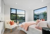 Price dropped to sell down the last 3 units, Brandnew freehold 3 beds 2.5 baths home with car park, No any Society cost, Under floor heating in both bathrooms, 7 Pharlap Drive, Northcross,, Auckland