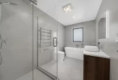 2 kitchens, 6 beds (2 ensuites) 4.5 baths house with garage and 1 bed granny, 65 Rashni Road Flat Bush, Auckland