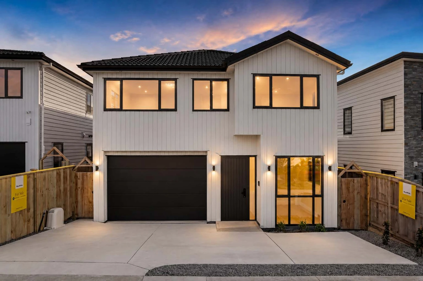 2 kitchens, 6 beds (2 ensuites) 4.5 baths house with garage and 1 bed granny, 65 Rashni Road Flat Bush, Auckland