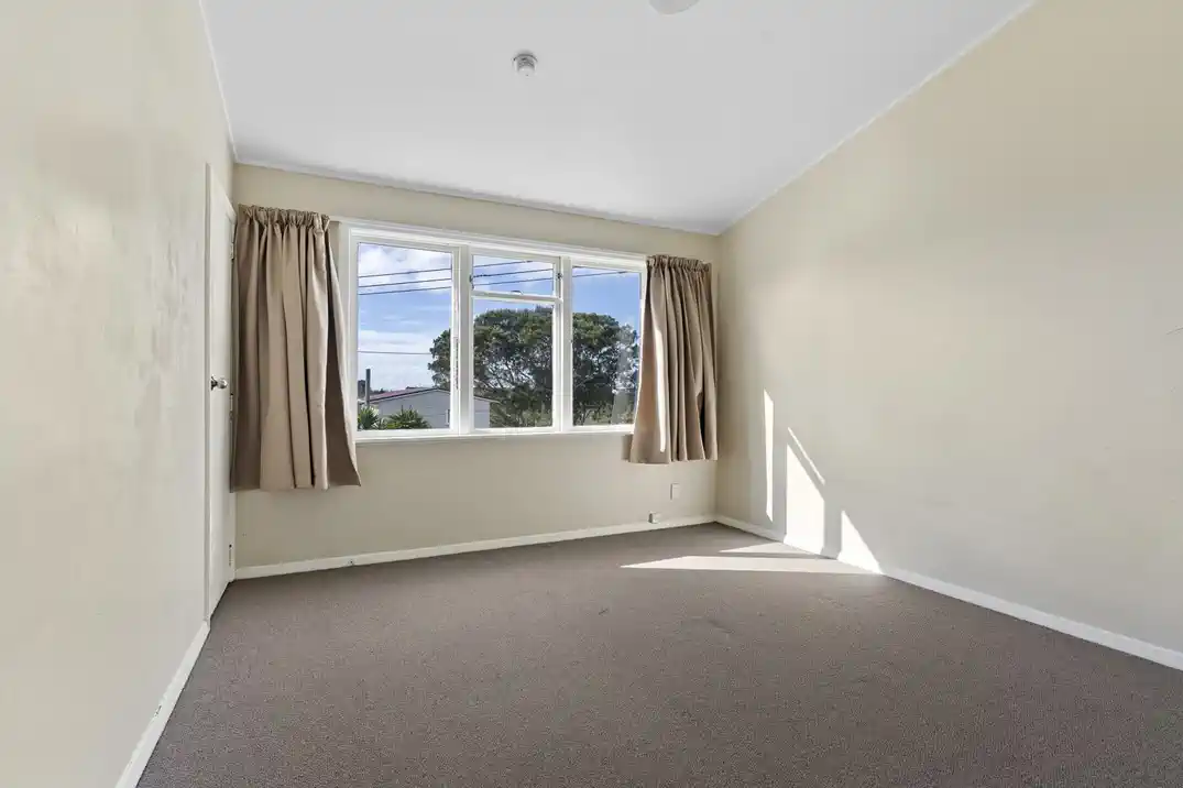 1621m2 section, One title. Two homes (2 x 3 beds 1 bath home), 33 Forbes Road, Favona, Auckland