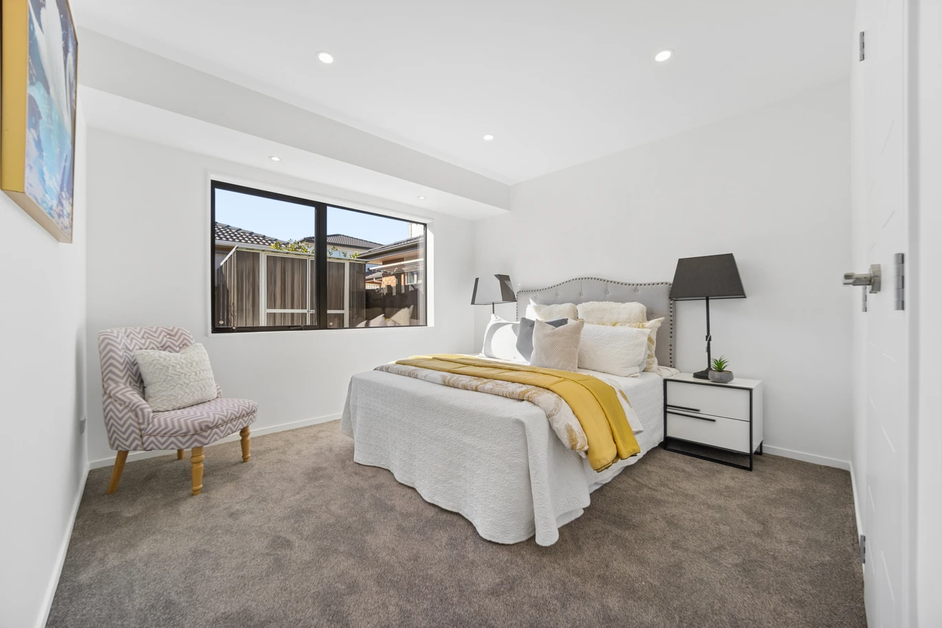 Standalone Brick and tile 2 beds 1 bath home with garage, 3/43 Alverston Street Waterview, Auckland