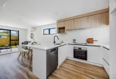 Urgent sale, 10-year Stamford building warranty, Brandnew freehold 2 beds 1.5 bath home with car park, no Body Corporate or Residents’ Society fees, 35B Albert Street Otahuhu, Auckland