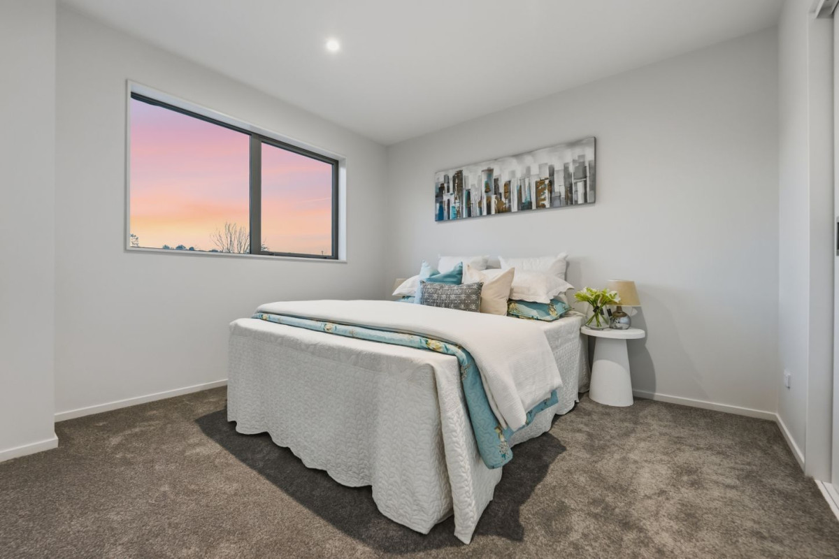 Elevated Living | Sky Tower Views | Westlake Zone, Brandnew freehold 3 beds 3.5 baths home with garage, 72B Sycamore Drive, Sunnynook, Auckland