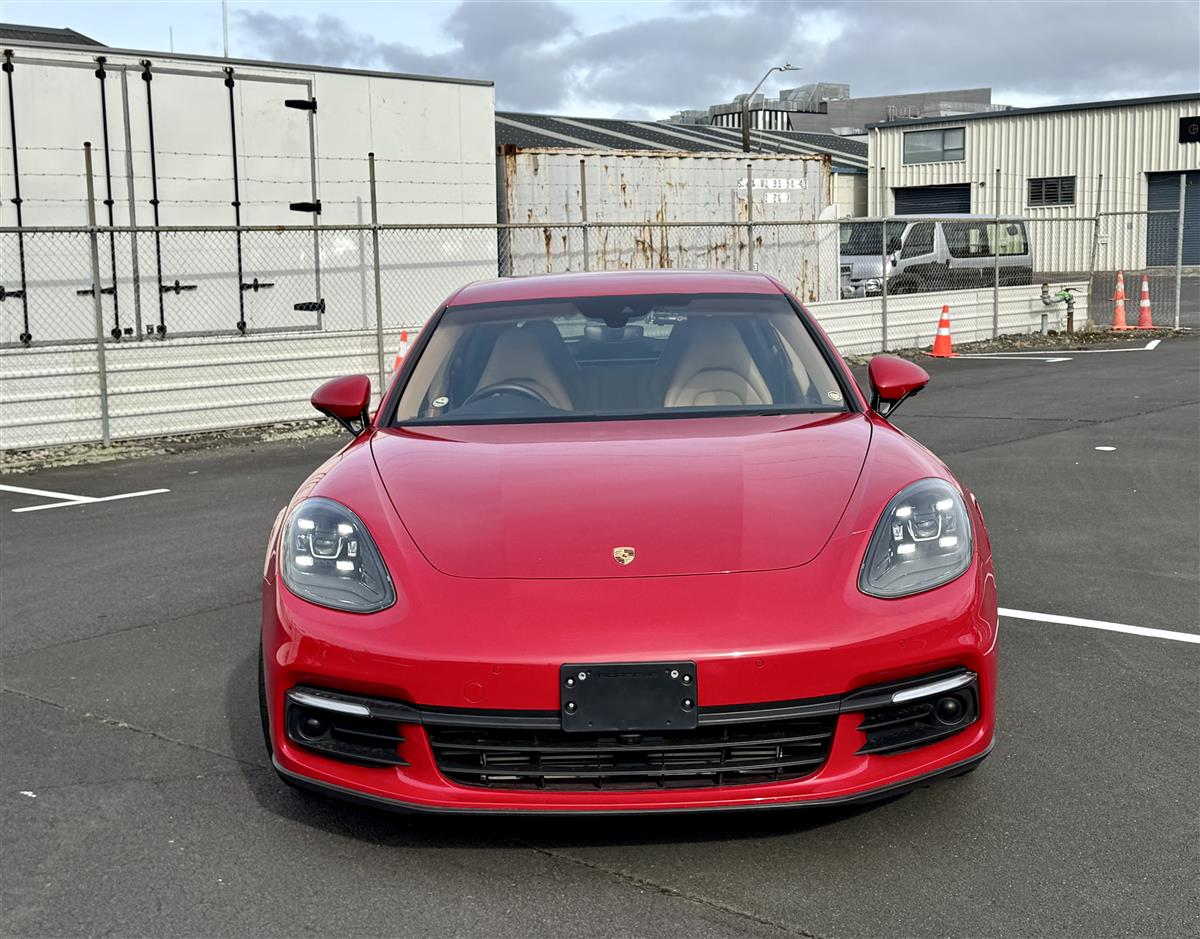 2019 Porsche Panamera V6T Facelift Sedan Automatic, 4 seats, Petrol, 3,000 cc, 104,000 km