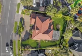 Grand Family Living on 806m² in Dannemora, 280m2 6 beds 3 baths house with double garage, Botany Downs Secondary College zone, 15 Kilkenny Drive East Tamaki Heights, Auckland