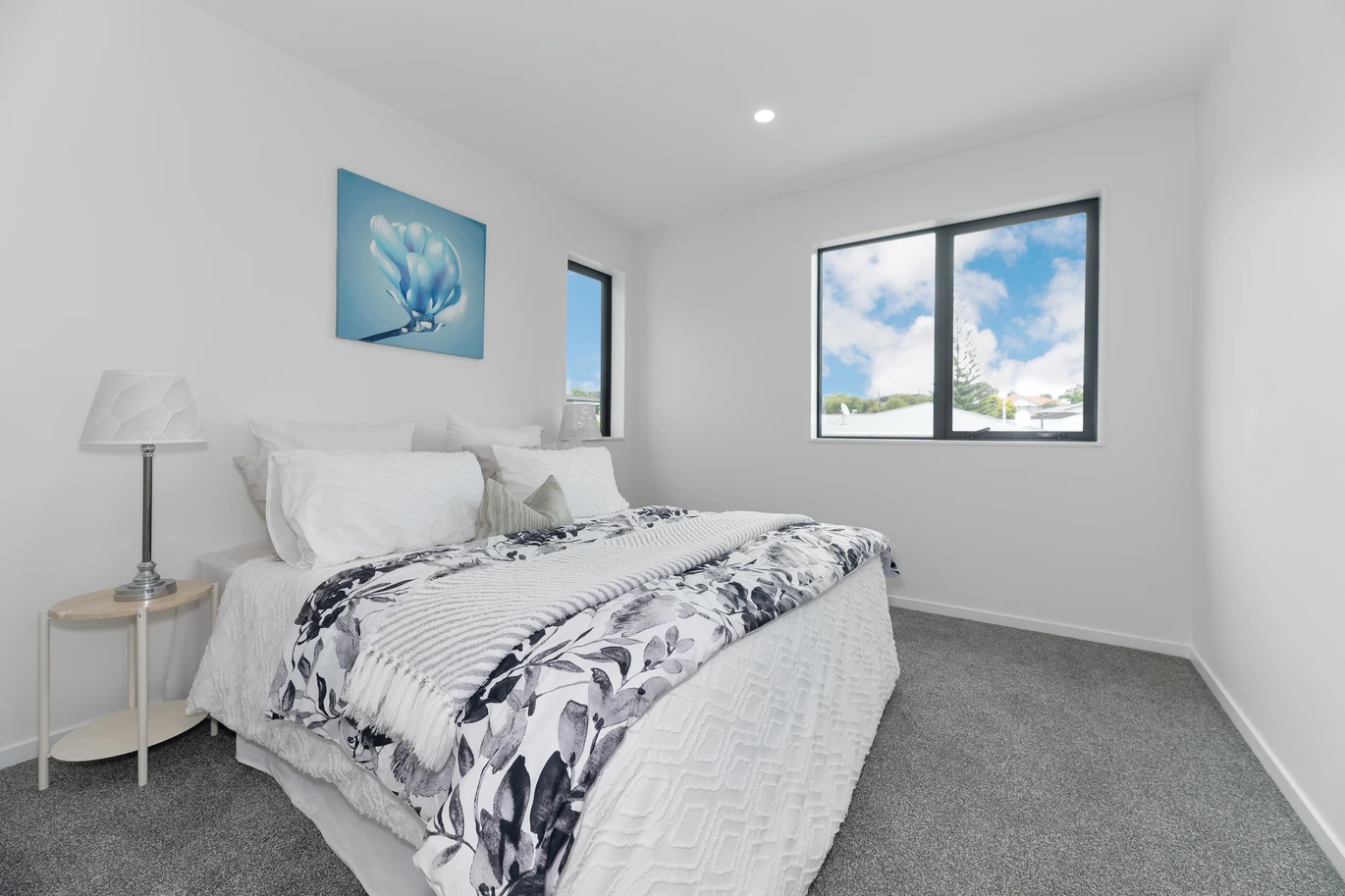 152m2 Brandnew standalone 4 beds (2 ensuites) 3.5 baths home with garage, 1 ensuite ground floor, approximately 1.2km from Blockhouse Bay Village, move-in ready. Agents: bring your buyers! Conjunctionals welcome, 18D Geneva Place Blockhouse Bay, Auckland