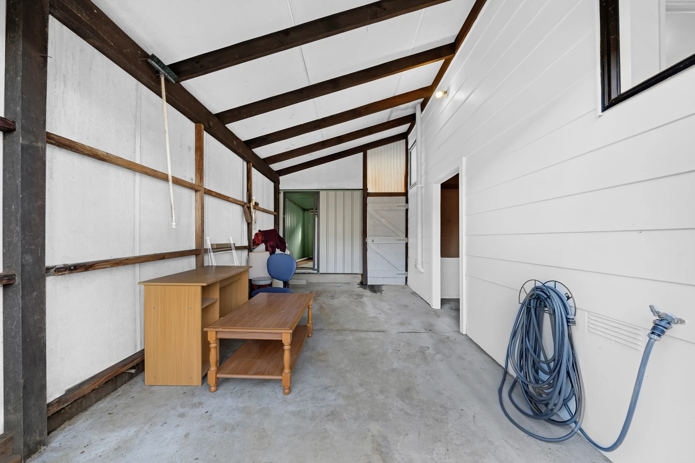 Once for around 41 years, Auction RESERVE SET $500,000, Standalone 3 beds 1 bath house with garage, The owners are ready to move on, 2/36 York Road Papatoetoe, Auckland