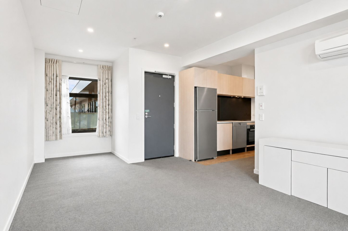 Double grammar school zone ( Mt Albert Grammar and Epsom Girls Grammar), 57m2 Freehold 2 beds 1 bath apartment, 512/428 Dominion Road, Mount Eden, Auckland