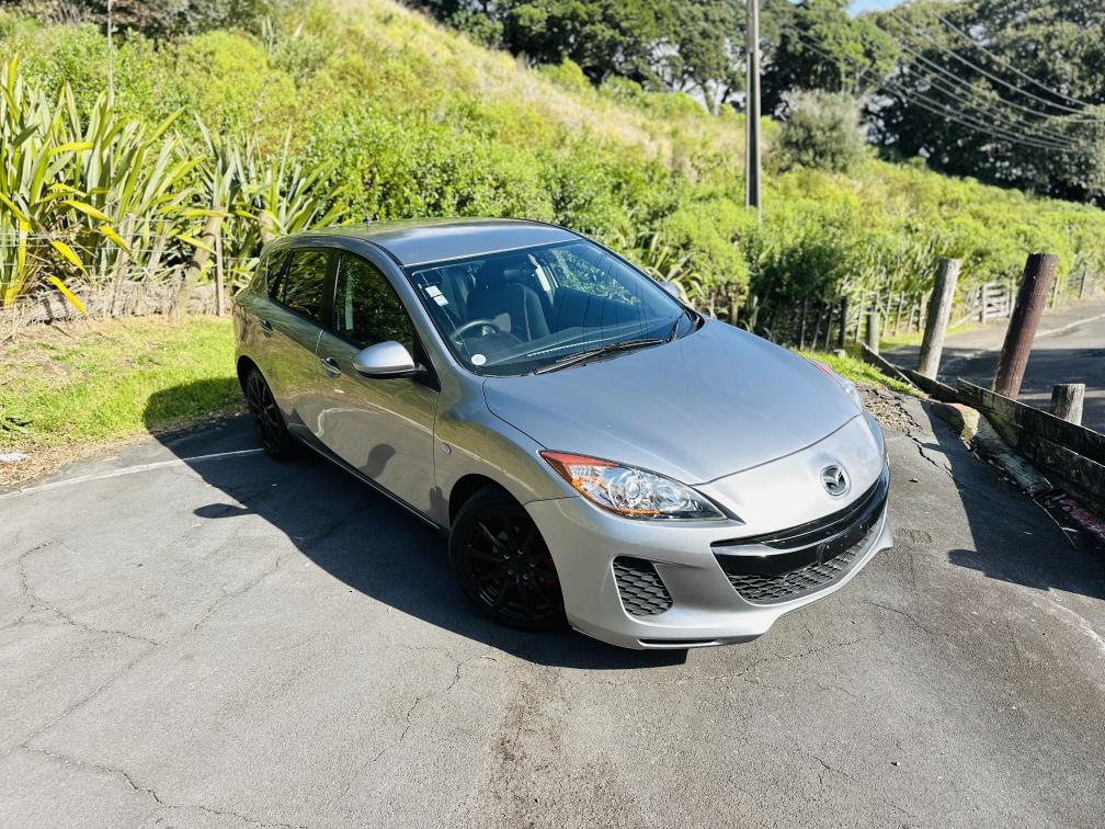 2012 Mazda Axela SPORTS !! STUNNING ALLOYS !! Hatchback Tiptronic, New Import, 1,500 cc, 11,287 km