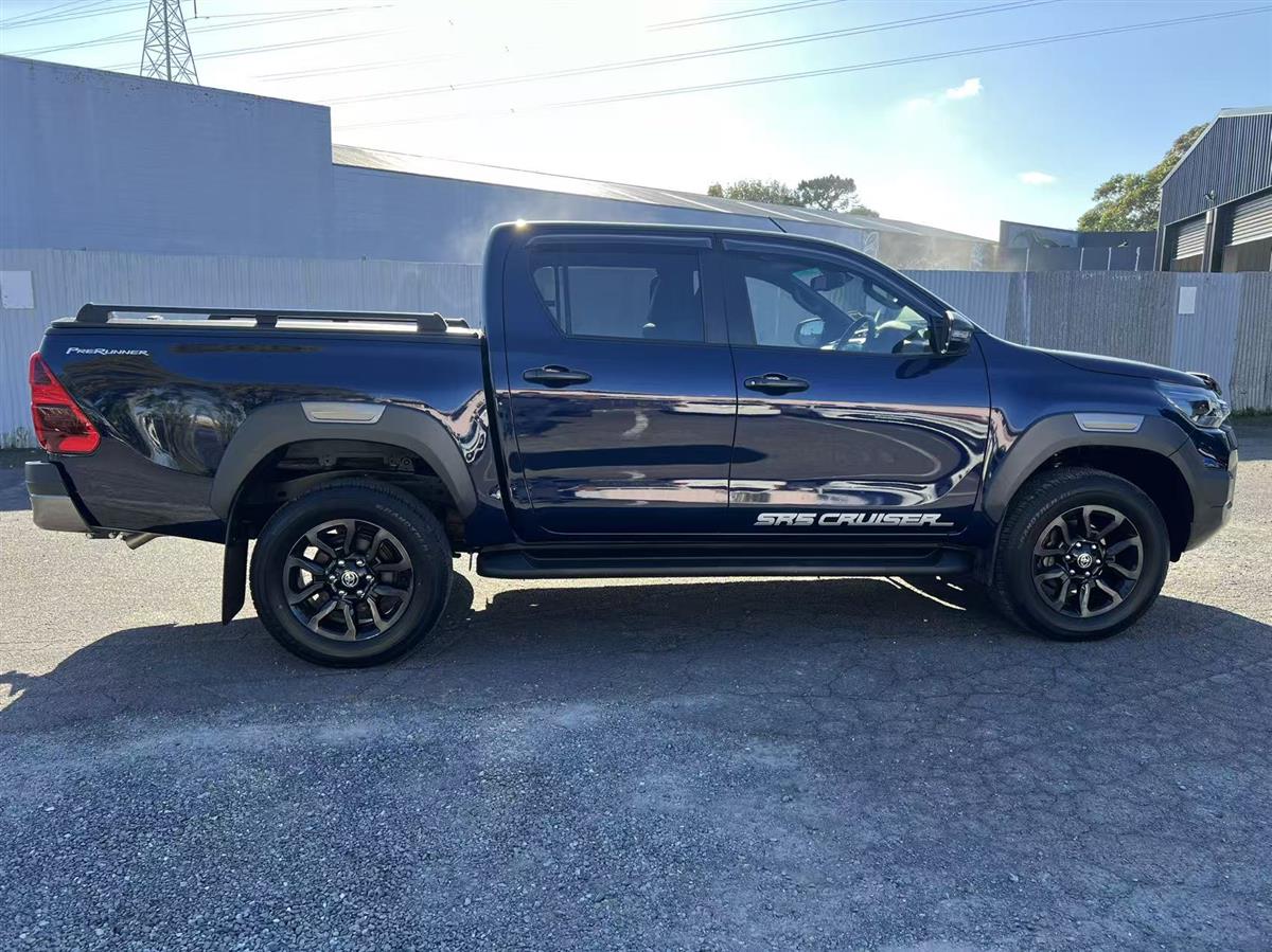 2024 Toyota Hilux SR5 CRUISER TD DC 2. Ute Automatic, 5 seats, Blue, Diesel, 2,755 cc, 36,944 km