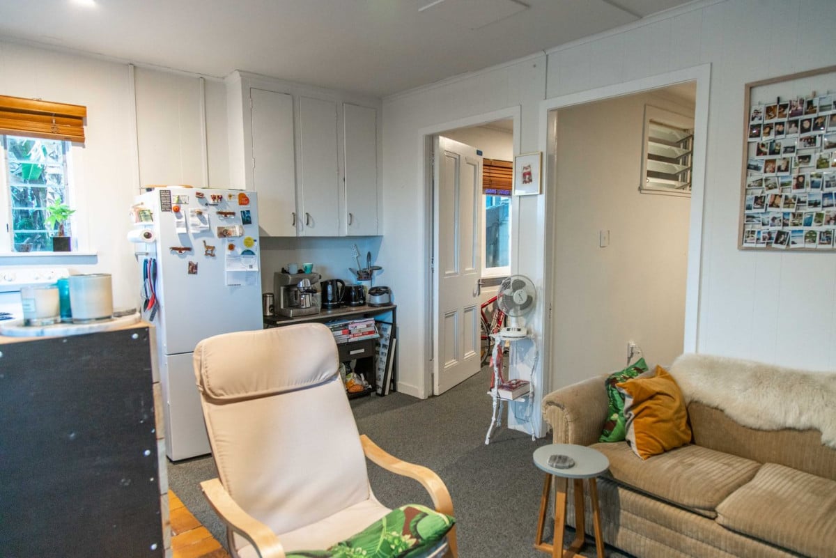 607m2 section, One Title. Four Flat (4 x 1bed 1 bath), currently rented, approximately $98,000 per annum in rental income, 5 Copeland Street, Eden Terrace, Auckland