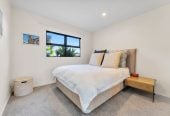 Vendors Moving North after 12 Years of Easy Living, 65m2 2 beds 1.5 baths apartment with carport, Located a mere 1km from the motorway on-ramp, 2/79 Schnapper Rock Road, Schnapper Rock, Auckland