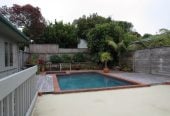 For rent, No smokers, MACLEANS ZONE & Swimming Pool Includes, 4 beds 2 baths house with standalone double garage, available 14th September, 28 Haseler Crescent, Mellons Bay, Auckland