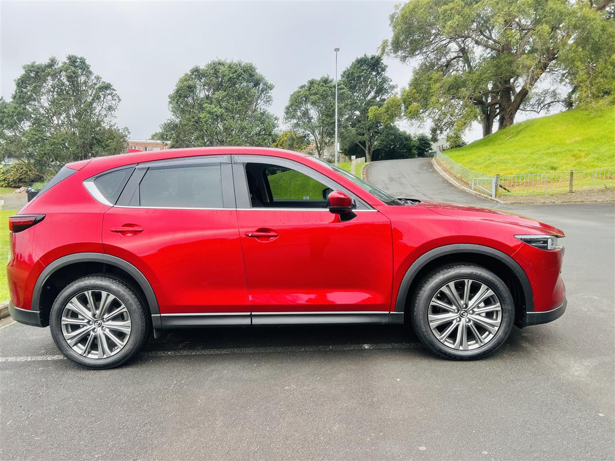 2025 Mazda CX-5 2.5 GSX LEATHER 2300 KM ONLY RV/SUV Automatic, 5 seats, Petrol, 2,500 cc