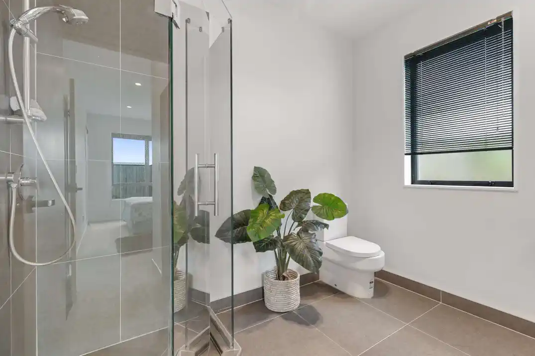 For rent. 3 beds 2 naths house with garage, Available from 24th July, 7 O Ruamano Crescent, Pukekohe, Auckland