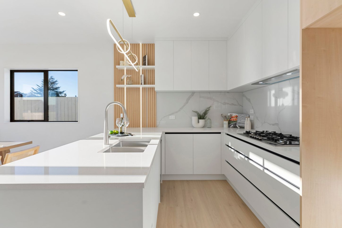10 Year Master Builder Guarantee, 167m2 Brandnew standalone 4 beds 2.5 baths house with garage, plus a 24 months Builders Maintenance Guarantee, 6A Edendale Road, Somerville, Auckland