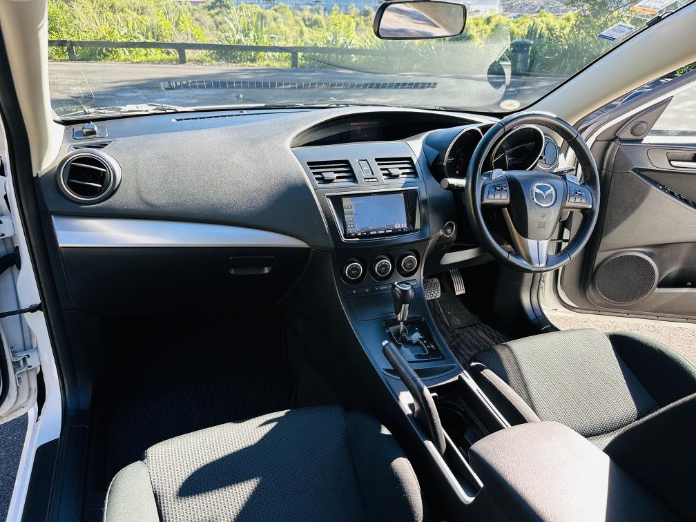 2013 Mazda Axela 20S SPORTS !! STUNNING ALLOYS !! Hatchback Tiptronic, 5 seats, New Import, Petrol, 2,000 cc, 119,216 km