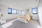 786m2 section, 2 kitchens, 355m2 Brandnew 7 beds (1 ensuite) 4 baths house with double garage and 3 beds granny, move-in ready, Central air conditioning system upstairs, Separate heat pump downstairs, Underfloor heating in all bathrooms, 10 Saw Lane Swanson, Auckland