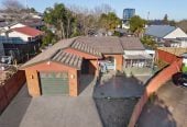 120m2 Brick and tile 3 beds 1 bath house with garage, 2/16 Ultima Place, Clover Park, Auckland