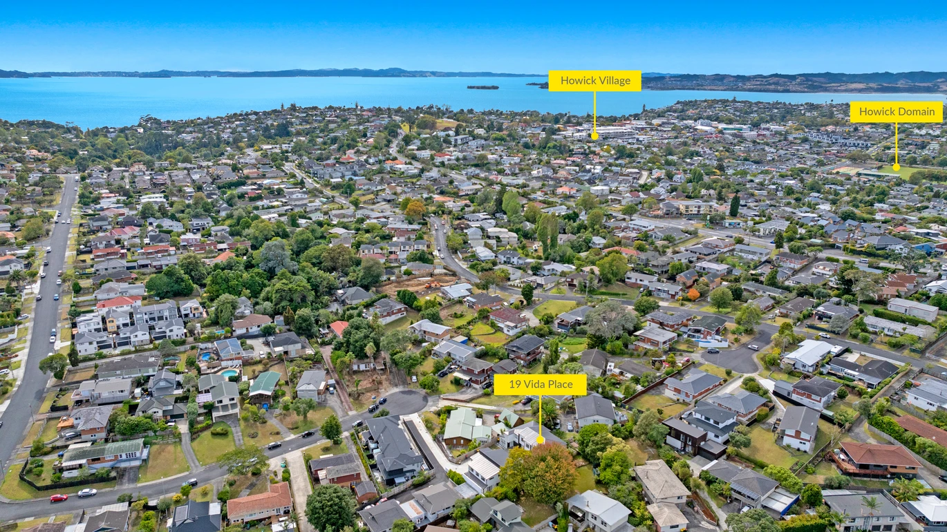 3 beds 2.5 baths home with garage, zoned for Howick Primary School, Howick Intermediate School, and Pakuranga College, 19A & D Vida Place Howick, Auckland