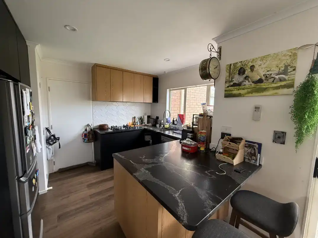 For rent, Pet-Friendly,  1 x pet allowed (subject to owner approval), 3 beds 1 bath house with garage, Available from 10th August, 11 Charta Place, Sunnyvale, Auckland