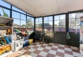 120m2 Brick and tile 3 beds 1 bath house with garage, 2/16 Ultima Place, Clover Park, Auckland