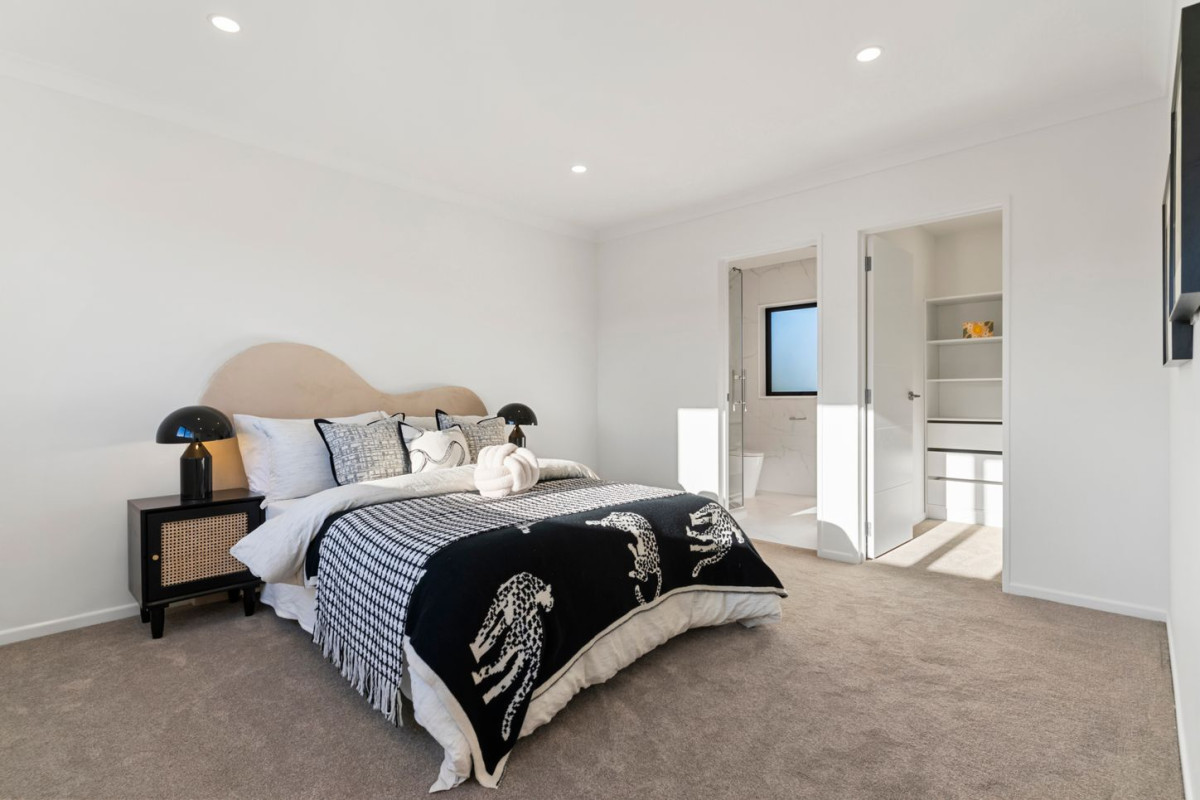 10 Year Master Builder Guarantee, 167m2 Brandnew standalone 4 beds 2.5 baths house with garage, plus a 24 months Builders Maintenance Guarantee, 6A Edendale Road, Somerville, Auckland
