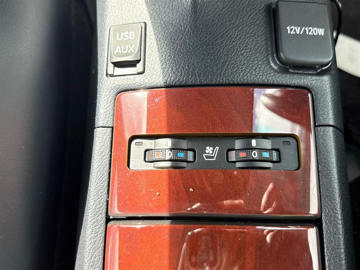 2013 Lexus HS250H Hybrid**Cruise Control**Heating & Ventilated Seats** Sedan Automatic, 5 seats, 2,362 cc, 100,216 km