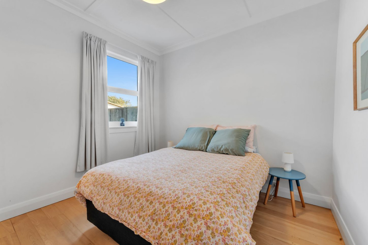 Owners Downsizing – Retirement Beckons, 522m2 section, Renovated 3 beds 2 baths house, 36 Old Mill Road, Grey Lynn, Auckland