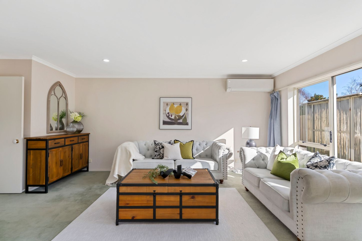 Selling to Settle in Australia, 514m2 section, Brick and tile 3 beds 1 bath house with double garage, 13 Montilla Place, Manurewa, Auckland